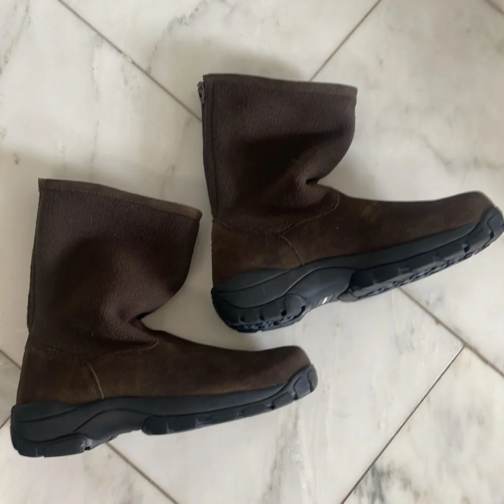 NWOT Land’s End Mens Brown Mid-calf Suede & Fleece Thick Sole Boot Size 7.5 (?)